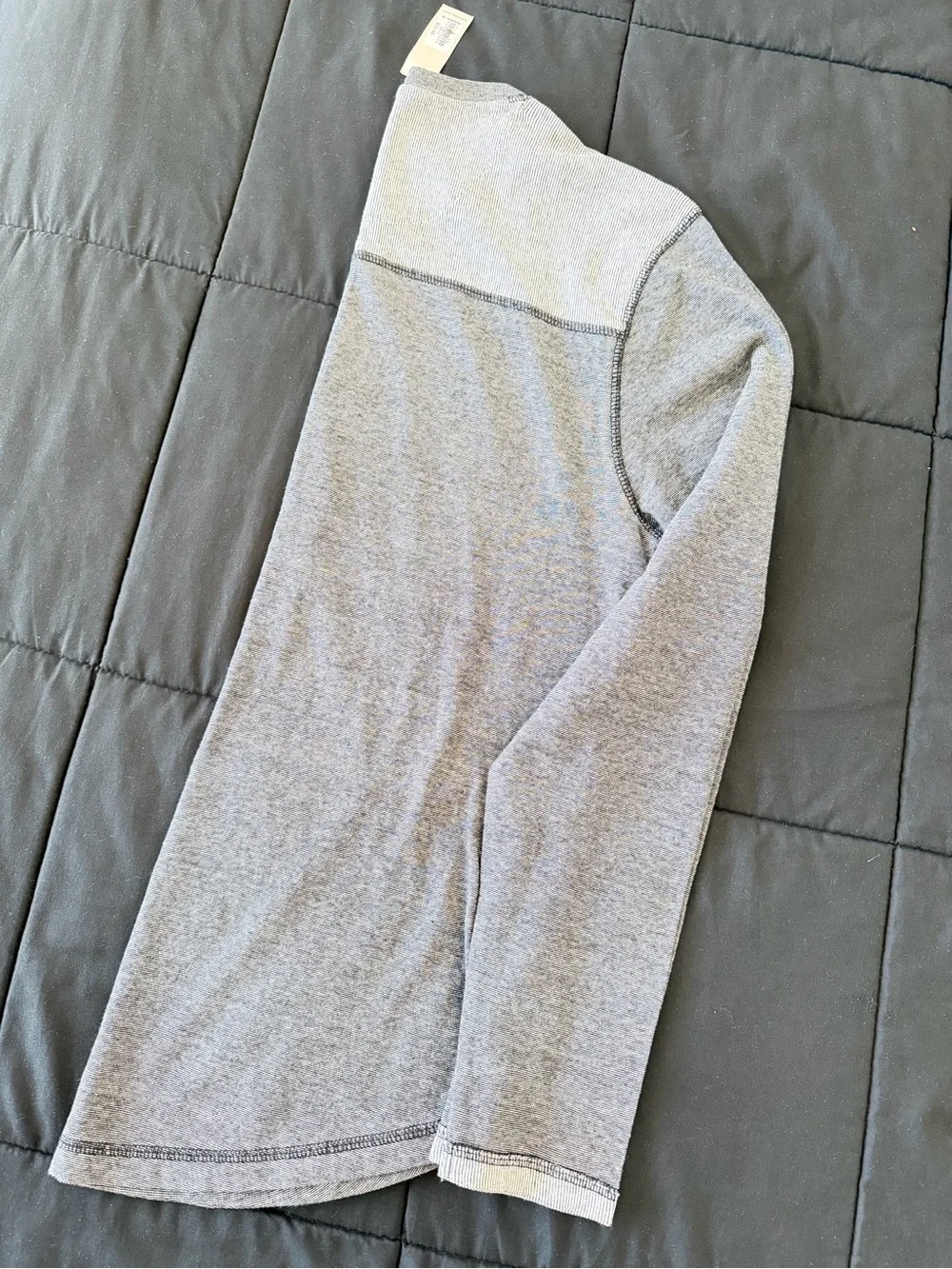 Men’s Long-Sleeve Crew Neck Shirt — Heather Gray